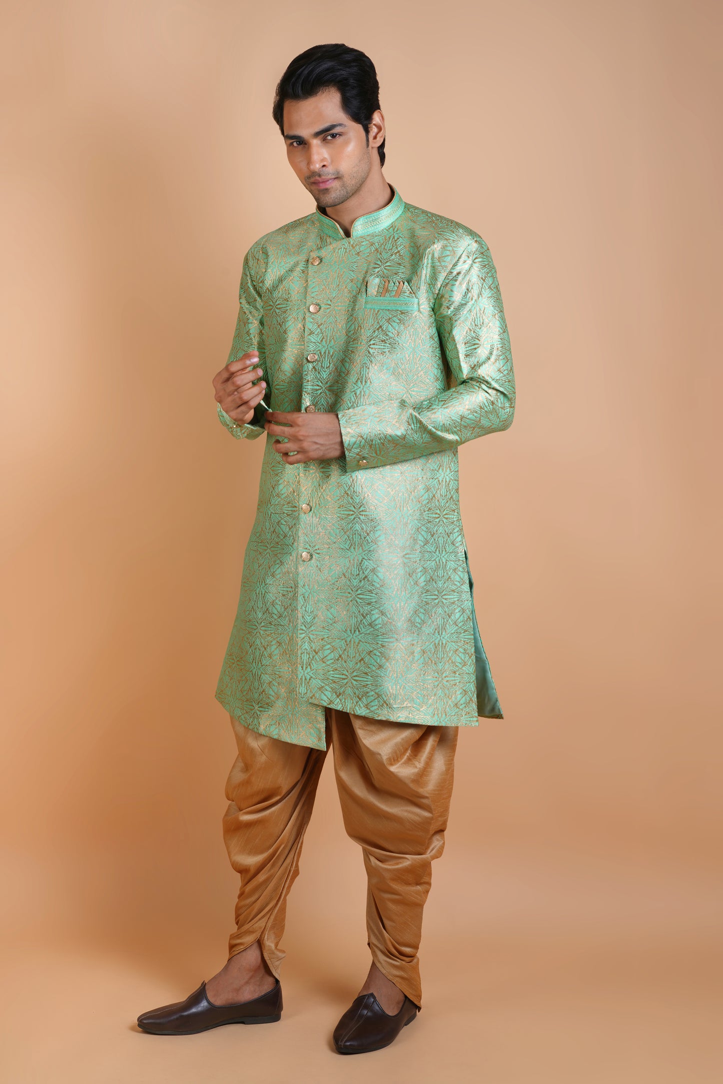 Stylish Leafy green Colour Indo Western Kurta Set with Modern Pattern