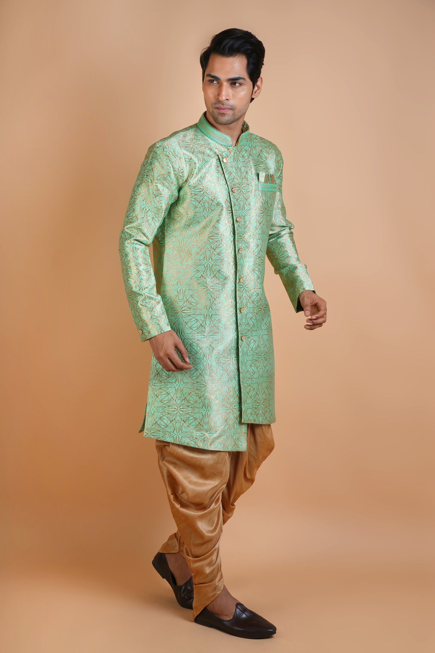 Stylish Leafy green Colour Indo Western Kurta Set with Modern Pattern