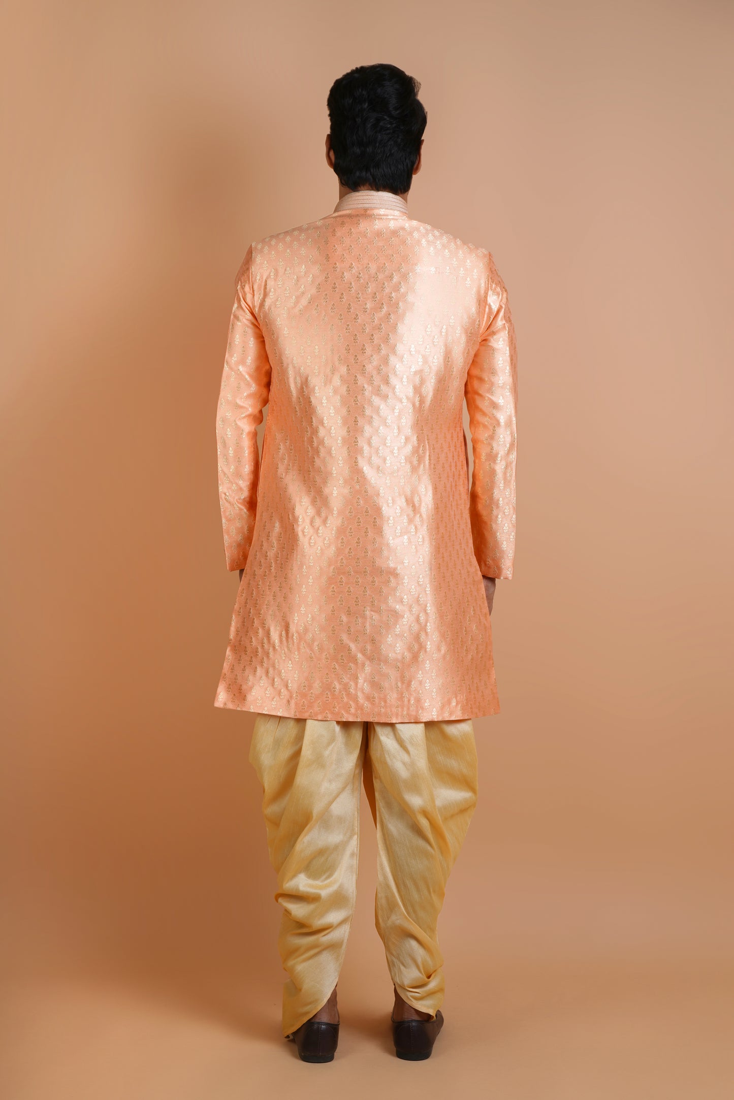 Bright Peach Colour Indo Western Kurta Set with Extra Ordinary Pattern